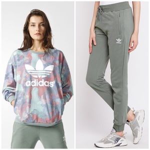 adidas camo sweatsuit